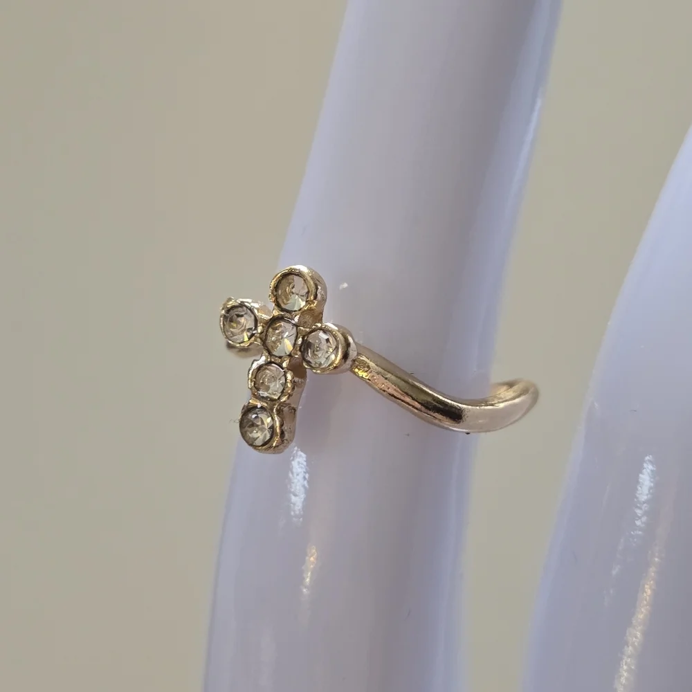 Gold Crystal Cross Ring - Women's Gold Tone Ring Size 6.5